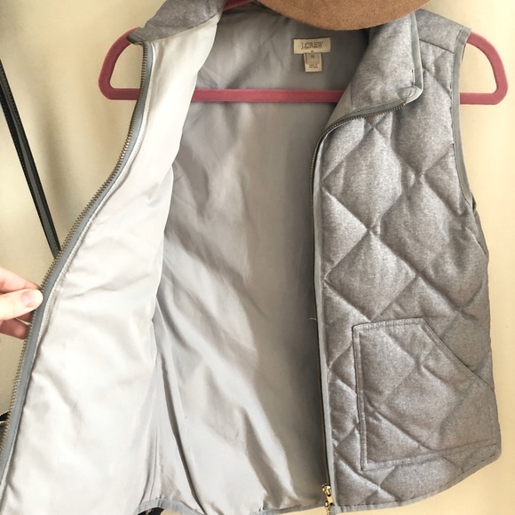 J Crew Quilted Puffer Vest - Picture 4 of 5
